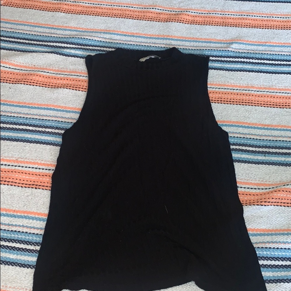 black high neck tank top